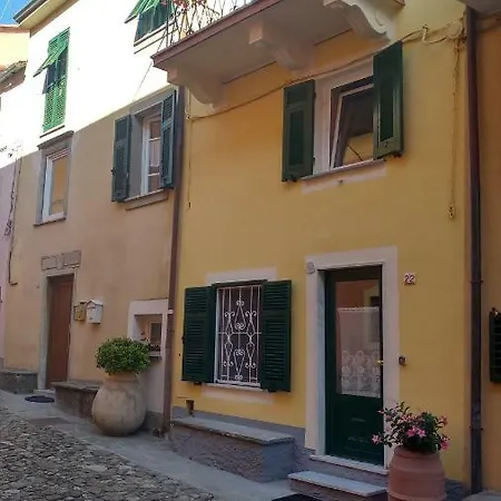 A 2 Passi Dal Pozzo Vezzano Ligure